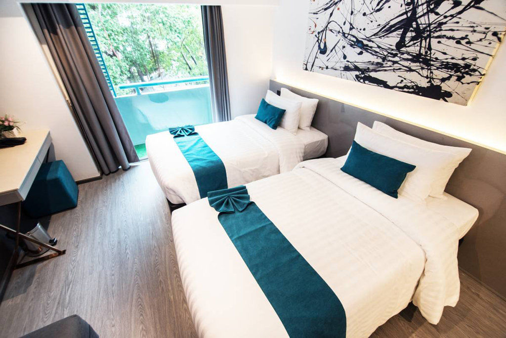 Sora Hotel Silom Банкок Екстериор снимка